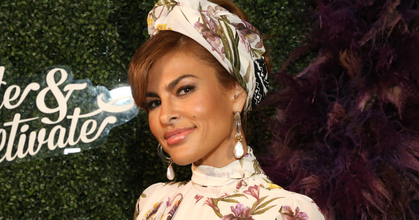 Borítókép: Csodálatos hírről rántotta le a leplet a rajongók szerint Eva Mendes új tetkója