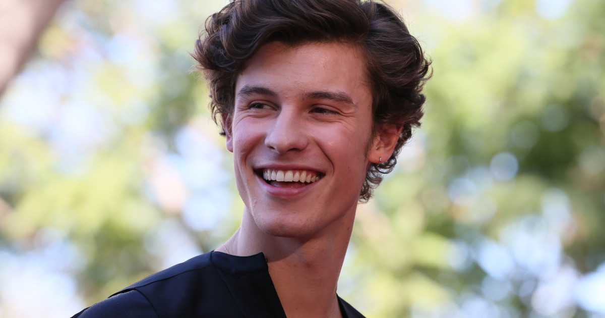 Dobj el mindent: ő Shawn Mendes 50 éves barátnője