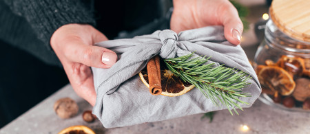 Borítókép: Mutatom, hogy csomagolj furoshiki kendővel 