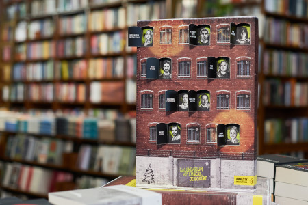 Borítókép: Rendhagyó adventi kalendárium az emberi jogok védelméért