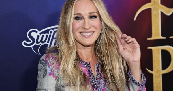 Borítókép: Sarah Jessica Parker mindhárom gyermekét megmutatta a vörös szőnyegen: őrületes a hasonlóság közöttük