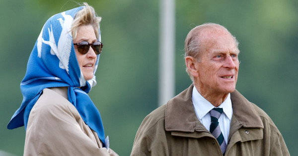 Borítókép: Közeli bizalmas vagy titkos szerető? Ez a valódi igazság Fülöp herceg és imádott Penny-je kapcsolatáról