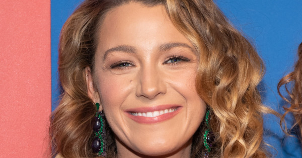 Borítókép: Ezen nevet a fél internet! A várandós Blake Lively edzős fotója felrobbantotta a közösségi médiát