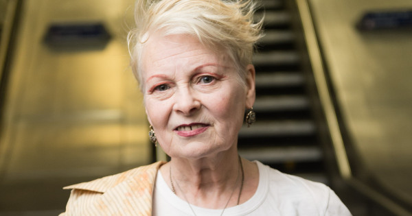 Borítókép: Láttad már? Ilyen gyönyörű nő Vivienne Westwood unokája, Cora Corré