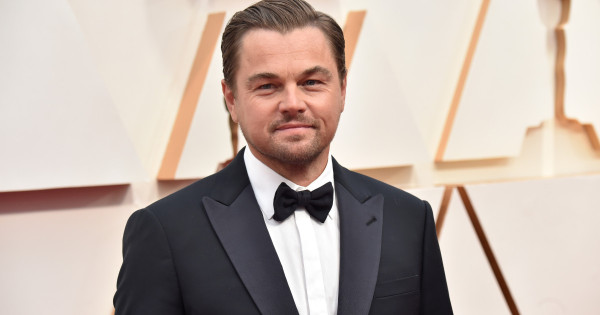 Borítókép: Leonardo DiCaprio félpucéran: ezzel csábítja el a szupermodelleket?
