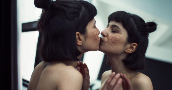 Borítókép: Magas önbecsülésű ember vagy nárcisztikus? Állapítsd meg könnyen!