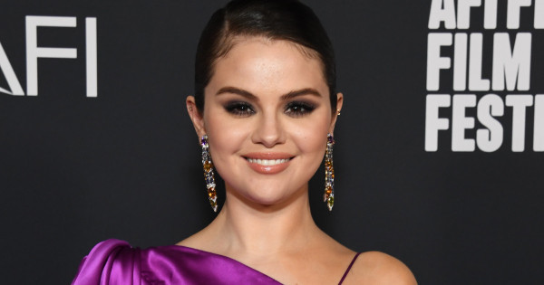 Borítókép: Viszlát, szinglilét, helló, új szerelem! Selena Gomez ezzel a zenésszel randizik 