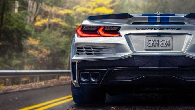 Chevrolet Corvette E-Ray hátulnézet