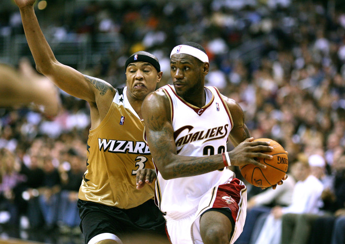 LeBron James Cleveland-mezben