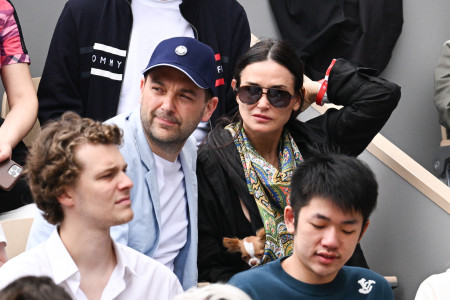 Borítókép: Híres emberek, akik úgy imádják háziállatukat, mint más a párját