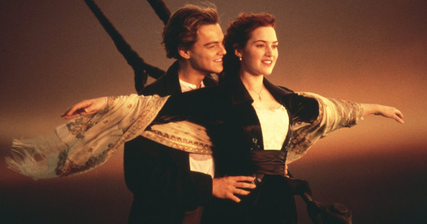 Borítókép: De kínos! Csúnya bakit szúrtak ki a rajongók a 25. évfordulóját ünneplő Titanic filmplakátján - és nem ez az egyetlen