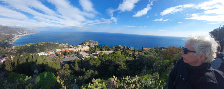 Borítókép: „Így nézz, ez most nagyon keresztapás lesz!” - Szicília, a szimultán négy évszak szigete