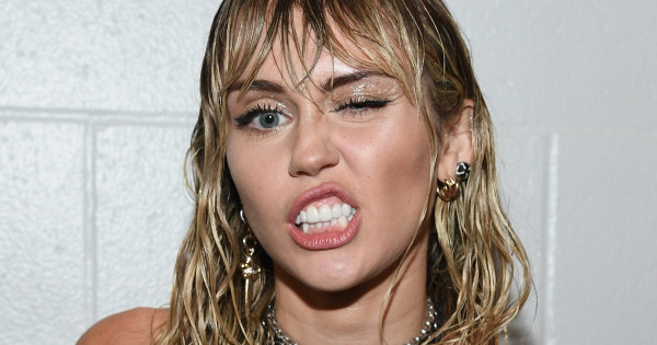 Borítókép: Végre valaki megtörte a csendet! Liam Hemsworth sógornője, Elsa Pataky ezt gondolja Miley Cyrus bosszúdaláról