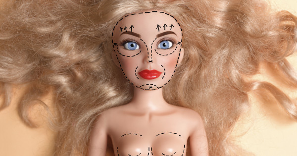 Borítókép: Plasztikai sebész elárulta: 5 beavatkozás, amit soha nem szabadna kipróbálnunk