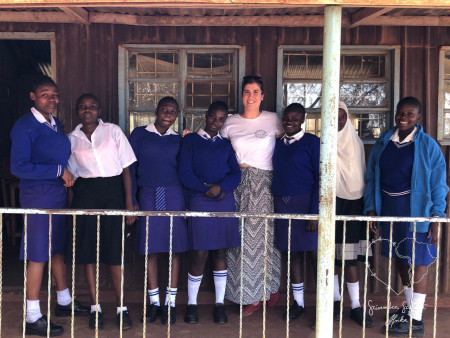 Borítókép: Azoknak a hangja vagyok, akik nem tudnak megszólalni - beszélgetés Szilágyi-Könczöl Zsófiával