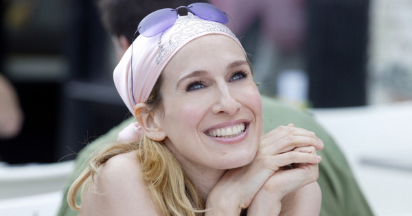 Borítókép: Carrie Bradshaw egyik nagy kedvence visszatért - és erre a tavaszi trendre szinte biztos, hogy Miranda Priestly is igent mondana!