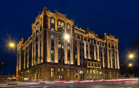 Borítókép: Várakozáson felüli érdeklődés kísérte a Pénzmúzeum első évét!