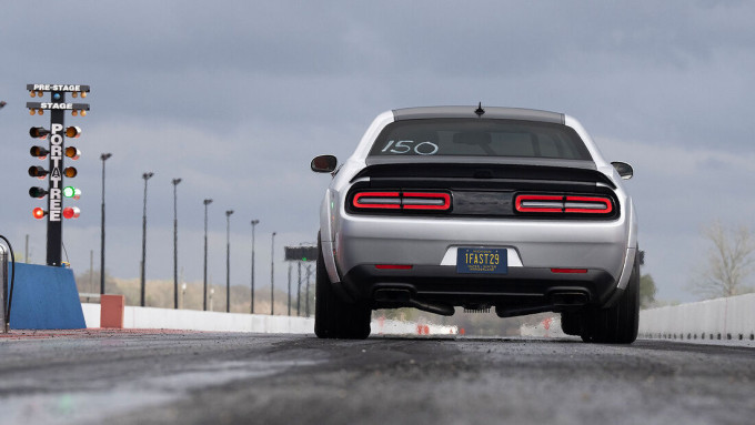 Dodge Challenger SRT Demon 170 hátulról