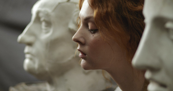 Borítókép: „Az endometriózisom írta át a karrierem” - egy őszinte beszámoló arról, milyen kíméletlen a munkaerőpiac a nőkkel