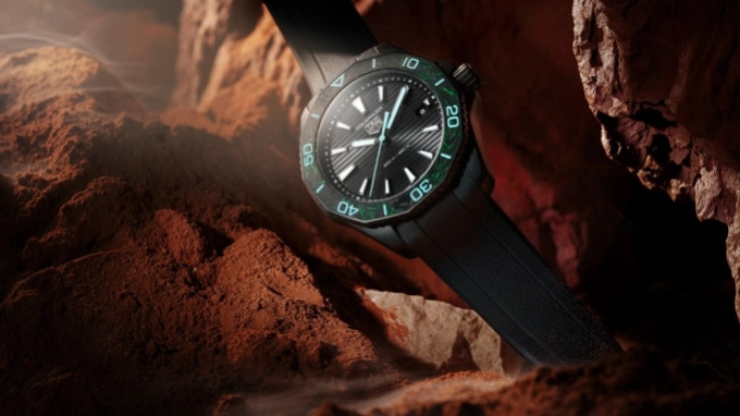 Tag Heuer Aquaracer Professional 200 Solargraph Titanium