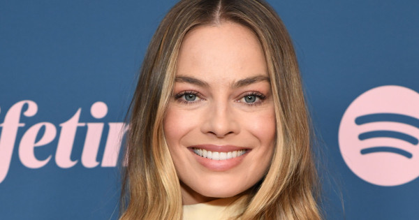 Borítókép: Végre kimondta! Ezt gondolja Margot Robbie arról, hogy Lady Gaga vette át Harley Quinn szerepét