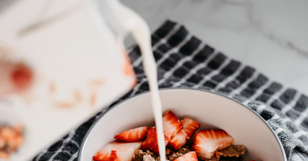 Borítókép: A szakértők szerint ez a legjobb alternatív tejpótló – nem mindegyik olyan egészséges, mint gondolnád!