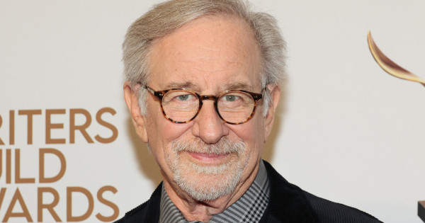 Borítókép: Steven Spielberg megdöbbentő reakciót adott arra, hogy adoptált lánya felnőttfilmekben szerepel