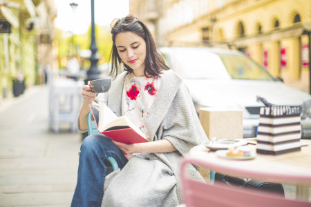 Borítókép: 7 inspiráló könyvújdonság olvasás fanatikusoknak 