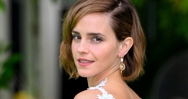 Borítókép: Elég hetente egyszer hajat mosni? Emma Watson imádott fodrásza elgondolkodtató választ adott