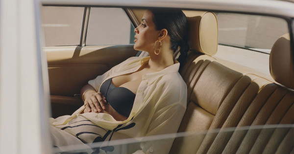 Borítókép: 8 alapdarab, ami 2023-ban nem hiányozhat egy stílusos nő gardróbjából 