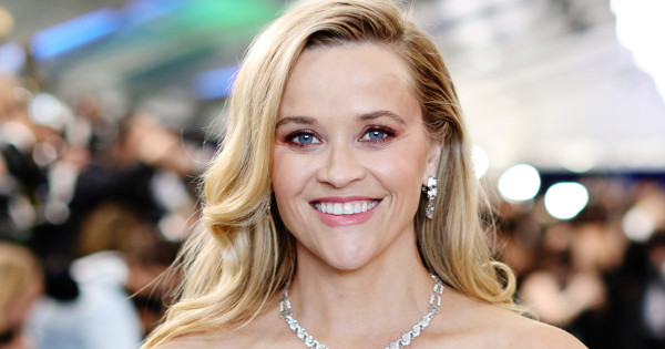 Borítókép: 13 könyv, amit Reese Witherspoon szerint egyszer mindenkinek el kellene olvasnia 