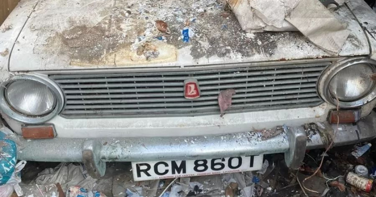 Lada 21022