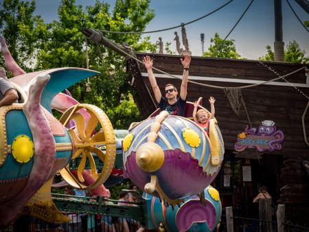 Borítókép: Újra gyereknek lenni, gyerekként önfeledten örülni – Egy hely, ahol minden kívánság teljesül