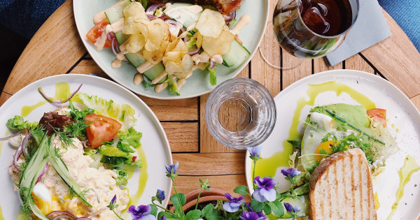 Borítókép: A dietetikusok szerint ezeket a zsírégető összetevőket minden reggel érdemes lenne a tányérodra tenni