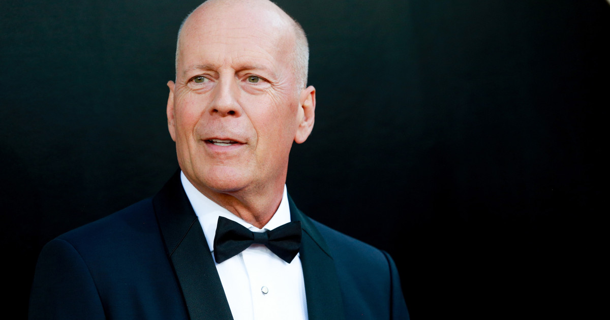 Bruce Willis 9 éves lánya nagyon aggódik édesapjáért: megható, ahogy segíteni próbál neki