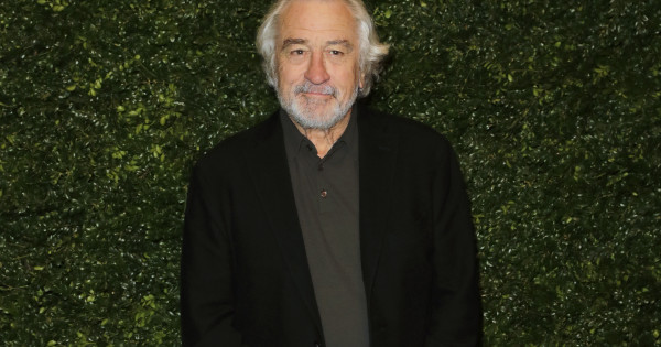 Borítókép: Robert De Niro 79 évesen, de van, aki 102 évesen lett apa: ők a világ legidősebb apukái