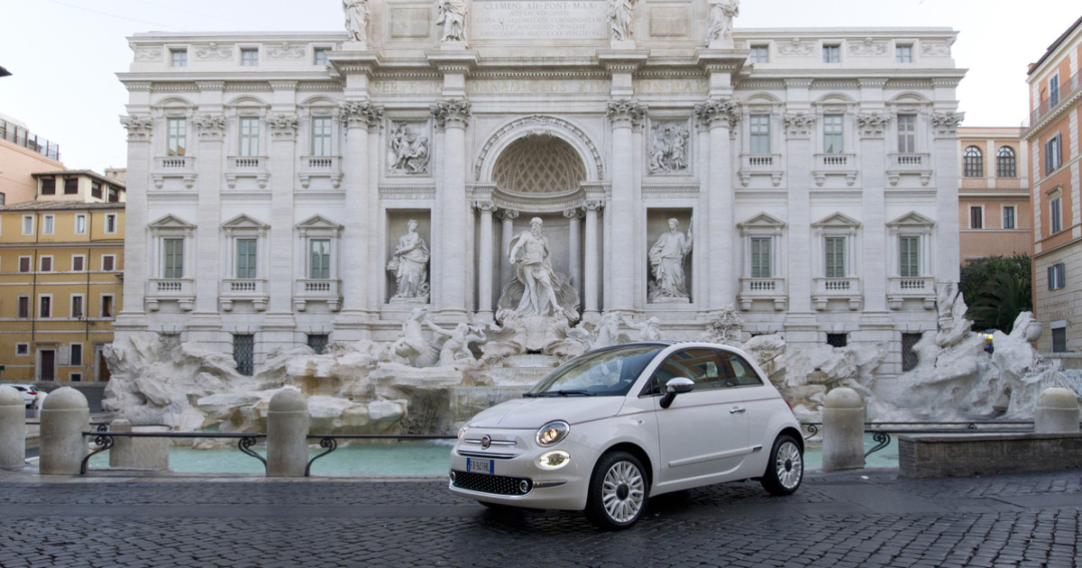 Borítókép: Fiat 500 és 500C: A boldogsághoz vezető út egy kulcsfordítással kezdődik!