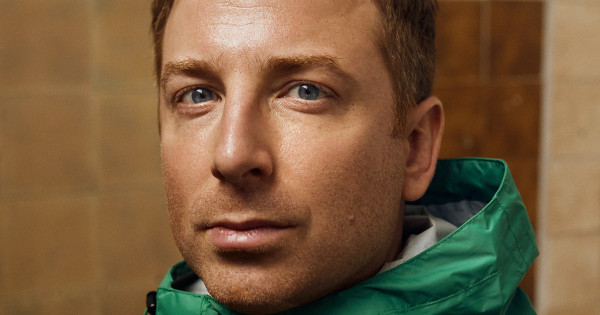 Borítókép: „A művészet egyik célja, hogy olyan dolgokról beszéljen, amiről mi a hétköznapi életünkben nem vagyunk képesek” - interjú Csoma Sándorral