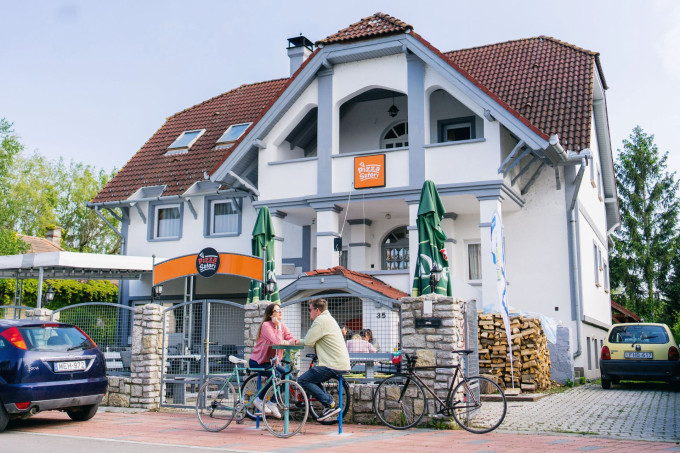 A Pizza Sztori