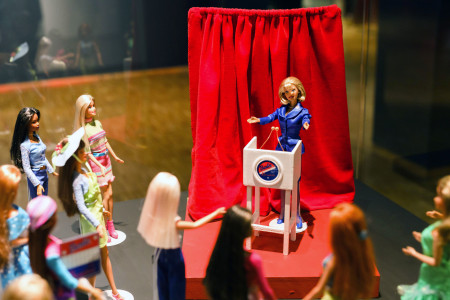 Borítókép: 6 Barbie baba, amiket valódi, inspiráló nőkről mintáztak