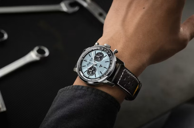 Breitling Top Time Triumph