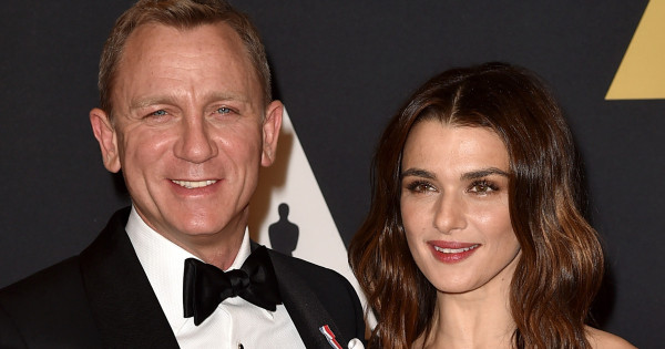 Borítókép: Maga a valóra vált álom! Daniel Craig és Rachel Weisz falusi otthona a mi szívünket is megdobogtatja