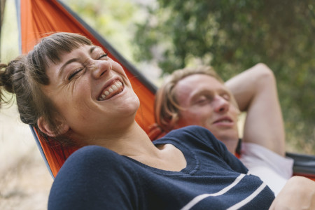 Borítókép: A nevetés 8 jótékony egészségügyi hatása a szervezetre: edzi a szívet, javítja a memóriát