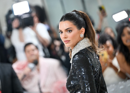 Borítókép: Az egész világ meglepődött: Kendall Jenner hatalmas lehetőséget kapott