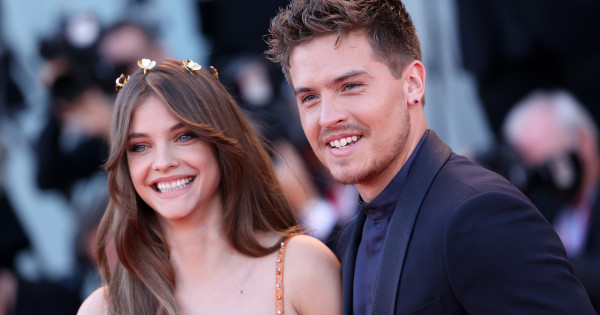 Borítókép: Palvin Barbi férje olyan gesztust tett esküvőjükön, hogy attól minden szív megolvad - Dylan Sprouse új részleteket árult el a nagy napról