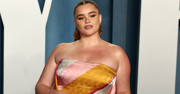 Borítókép: 6 ok, amiért a teltkarcsú nők egészen egyszerűen ellenállhatatlanok a férfiak számára