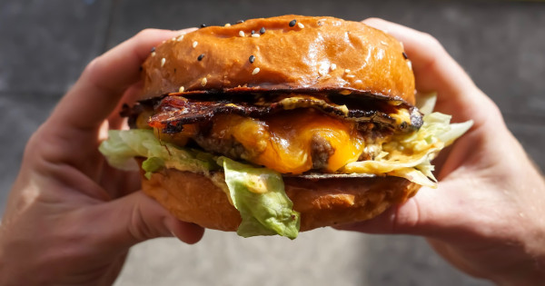 Borítókép: 3 tipikus mindennapi rossz szokás, ami szakértők szerint növeli a magas koleszterinszint kockázatát 