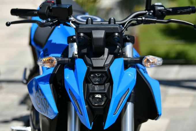 GSX-8S