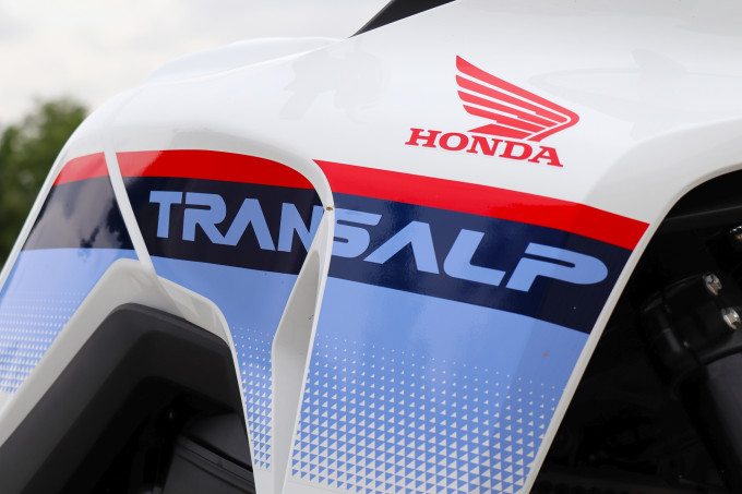 Honda Transalp 750