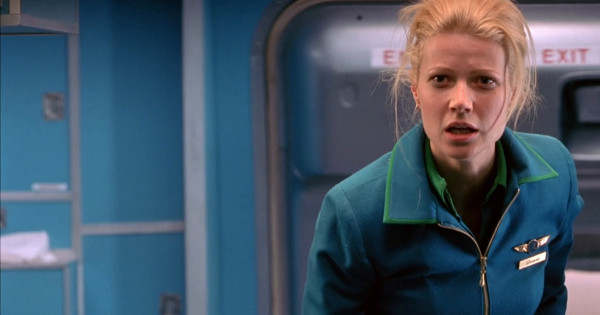 Borítókép: 7 dolog amit soha nem lenne szabad csinálni egy repülőn - mégis sokan megteszik!